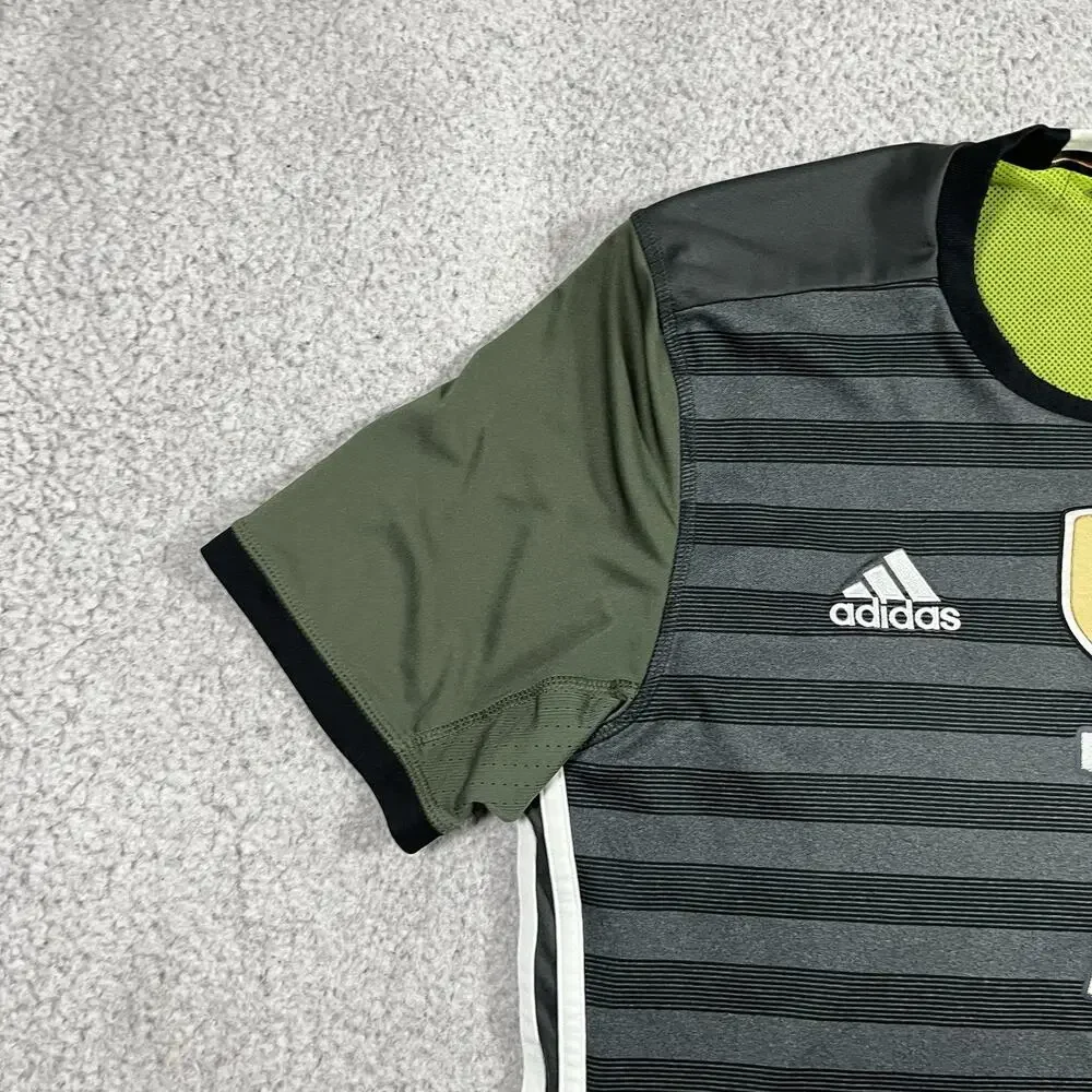 Germany Jersey Men L National Soccer Football #7 Schweinsteiger Training 2016-17